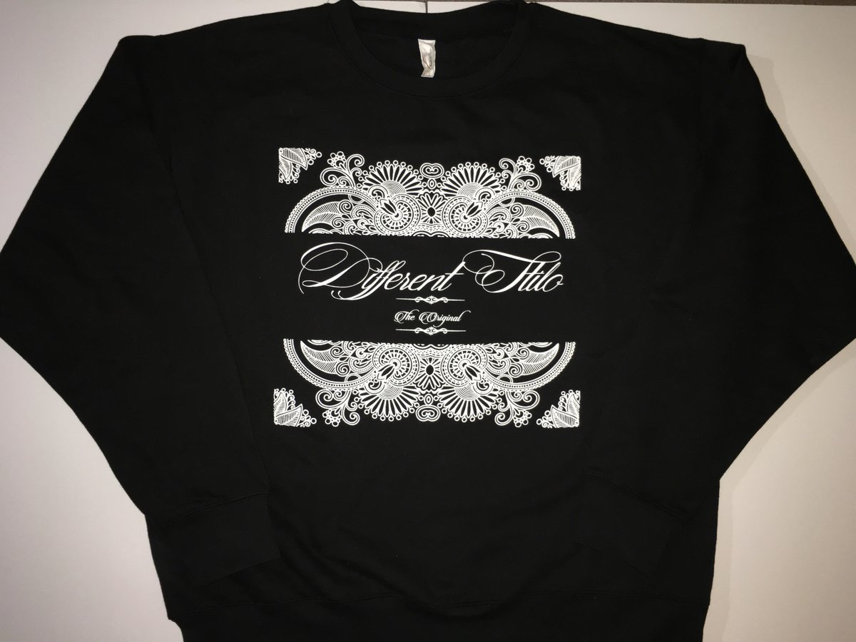 Image of Different Stilo "Black & White" Crewneck