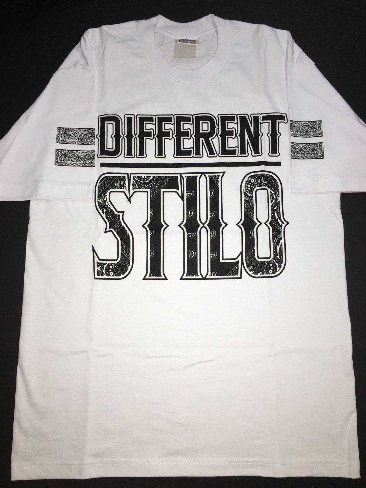 Image of Different Stilo "White & Black" Bandana T-Shirt