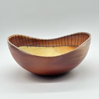 Image 2 of Medium Serving Bowl 2