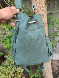 Image 8 of Evie Bag -dark green with red detail's