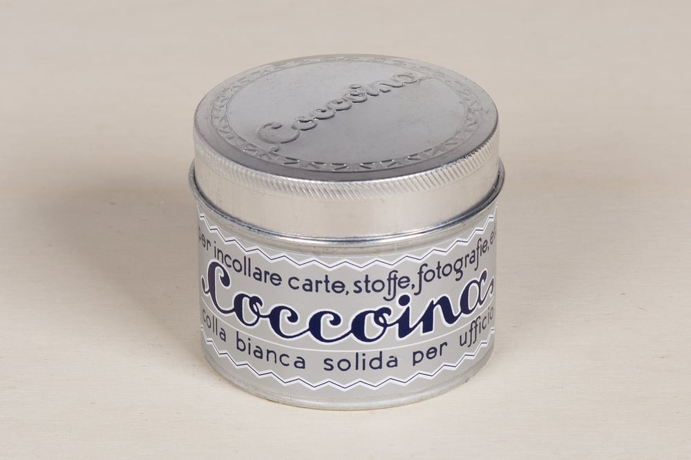 Image of COCCOINA / ALMOND SCENTED GLUE COCCOINA