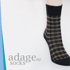 Image of Soft Merino Blend Dress Socks  - Plaid