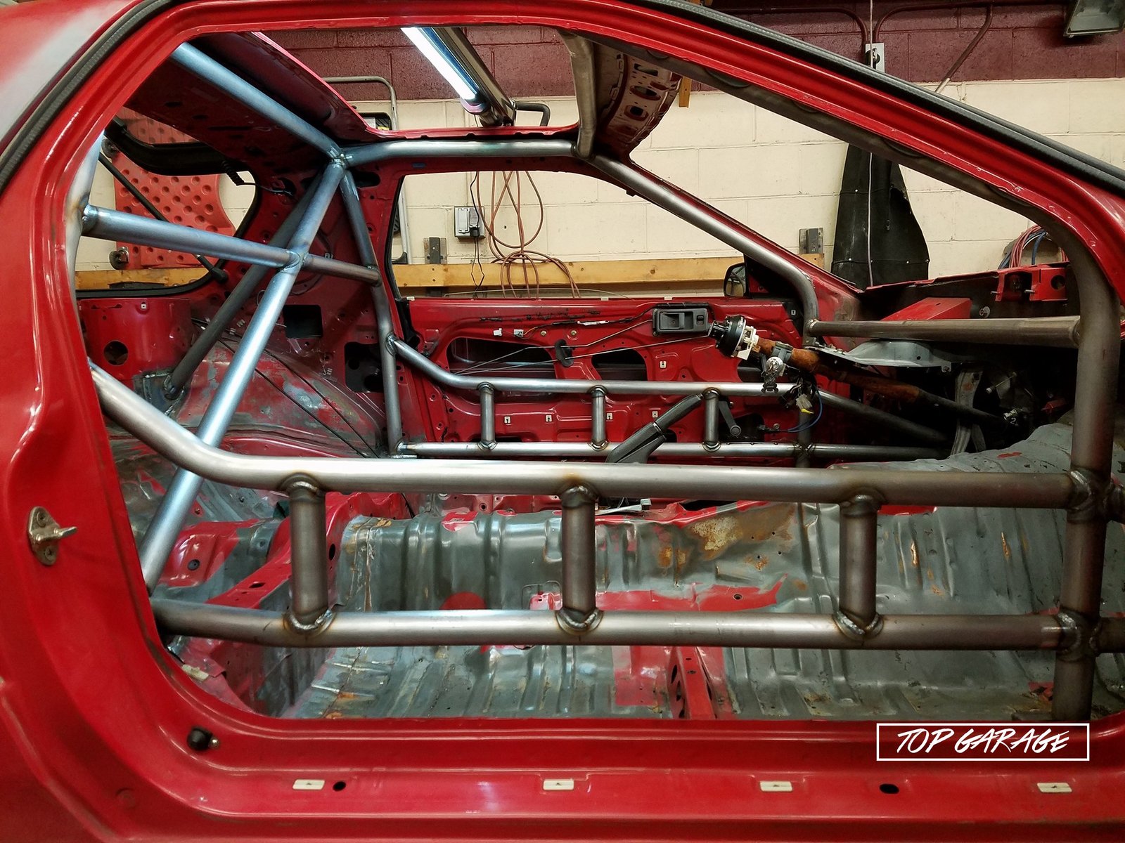 spec e30 roll cage
