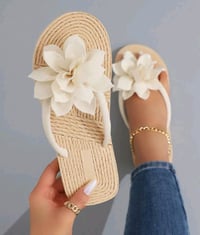 Image 2 of Sweet Flower Decor Slip-Resistant Flip-Flops 