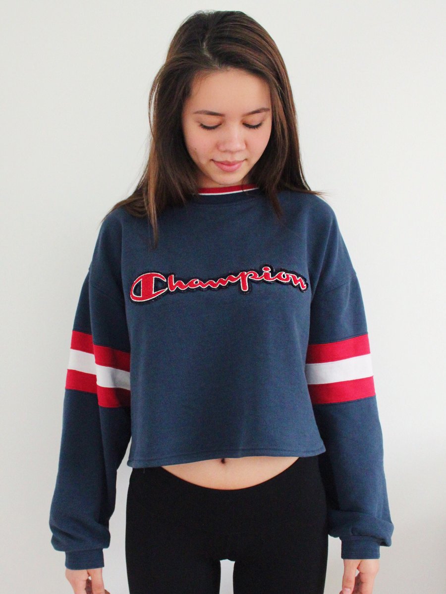 Image of VINTAGE CHAMPION CROPPED CREWNECK SWEATER (REWORKED) 