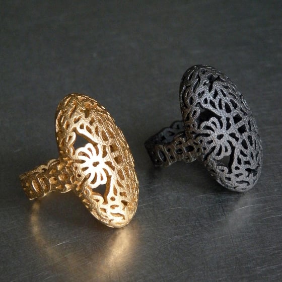 Image of 3D printed rings gold-plated steel/matte black steel