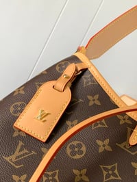Image 6 of LV Carryall Tote
