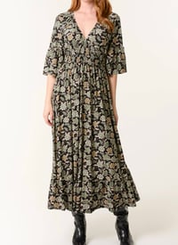 Image 2 of LEAF PRINT V-NECK STRETCH V DRESS GREEN