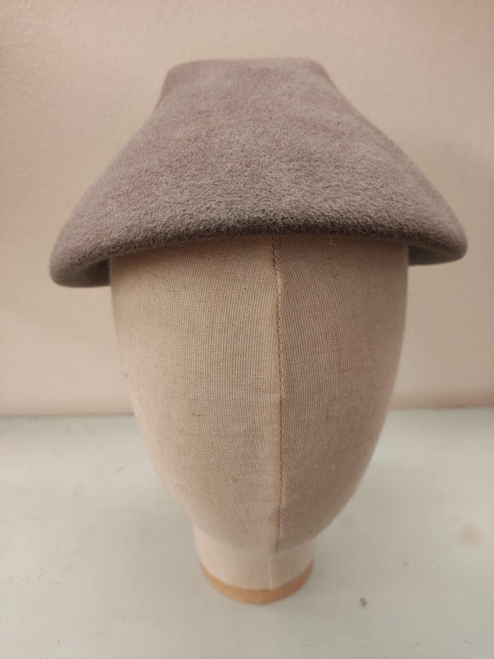 Image of Cappellino gattino grigio