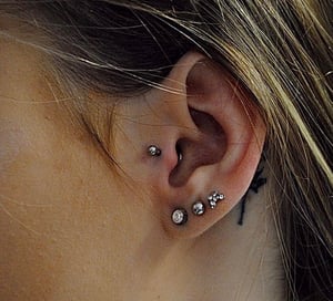 TRAGUS PIERCING SERVICES