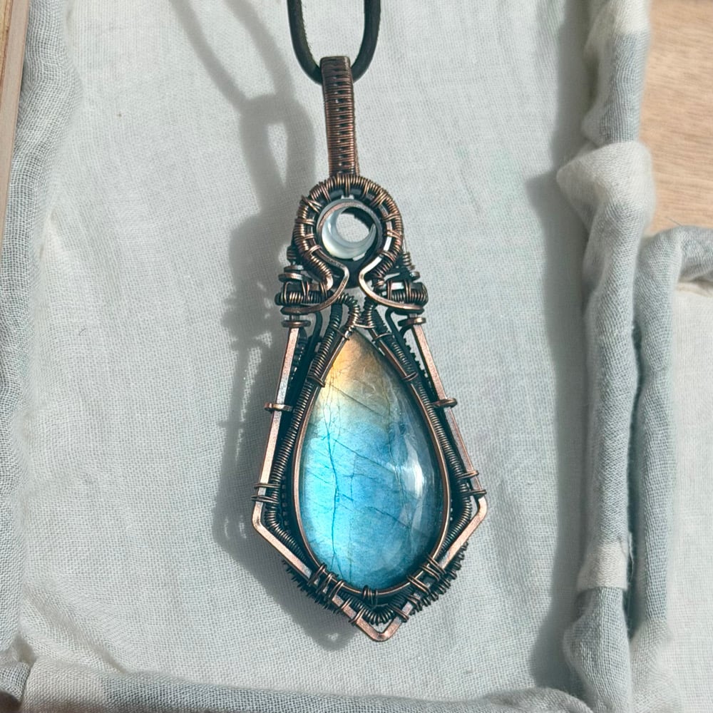 Image of Labradorite Pendant with an Abalone Crescent Pendant 