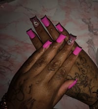Image 2 of Short Duckies w/ Cat Eye Accent Nail