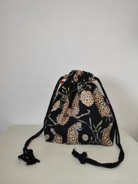 Image 4 of Bolso CAPACHA GUEPARDOS NEGRO