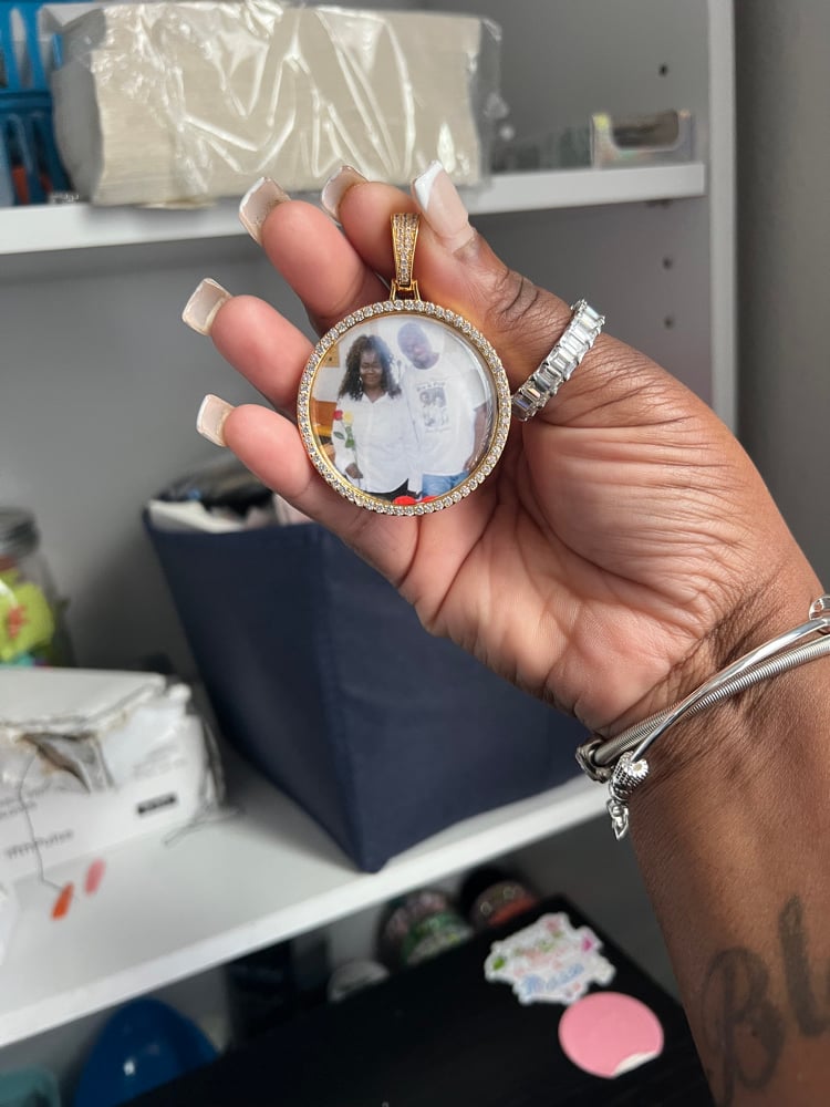 PHOTO NECKLACE