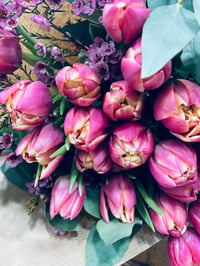 Image 3 of Bouquet tulipanes