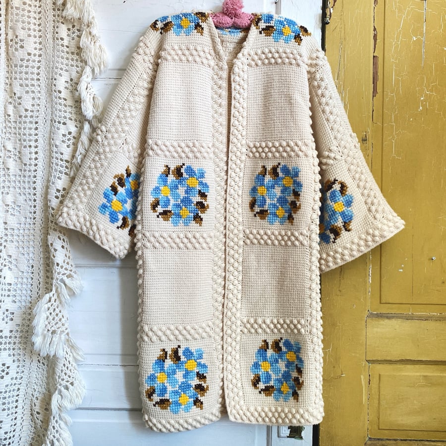 Image of Blue Flower Wreath Bobble Granny Sweater