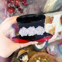 Image 2 of One Piece Perona’s Top Hat Claw Clip