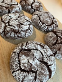 Image 3 of Chocolate fudge crinkle cookies 