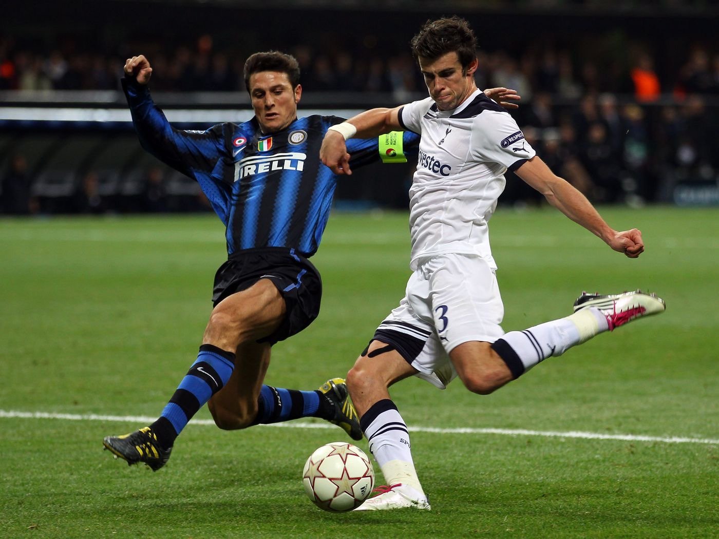 Image of Tottenham Hotspur “BALE 3” 2010/11 Home Cup Shirt + UCL patches (XL)