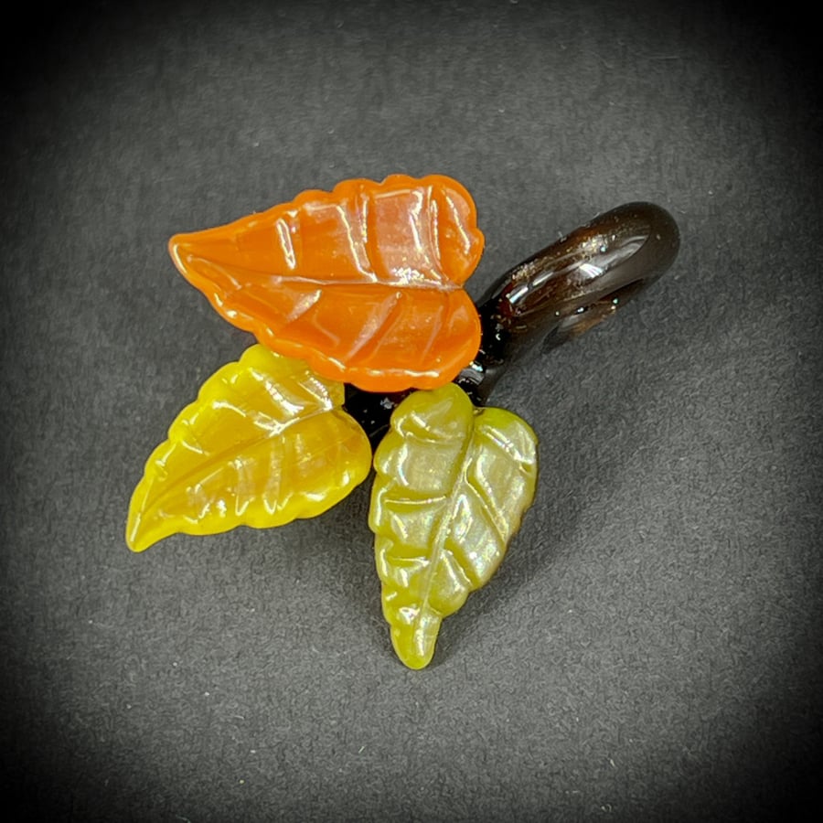 Image of Fall Fades 2025 Leaf Vine Pendant 4