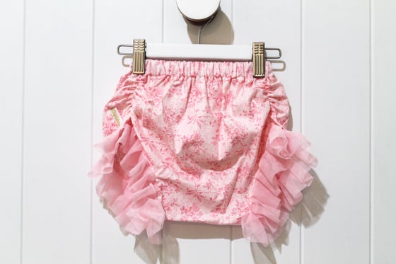 Image of Shabby Chic Bloomer Shorts - Dreamy Floral