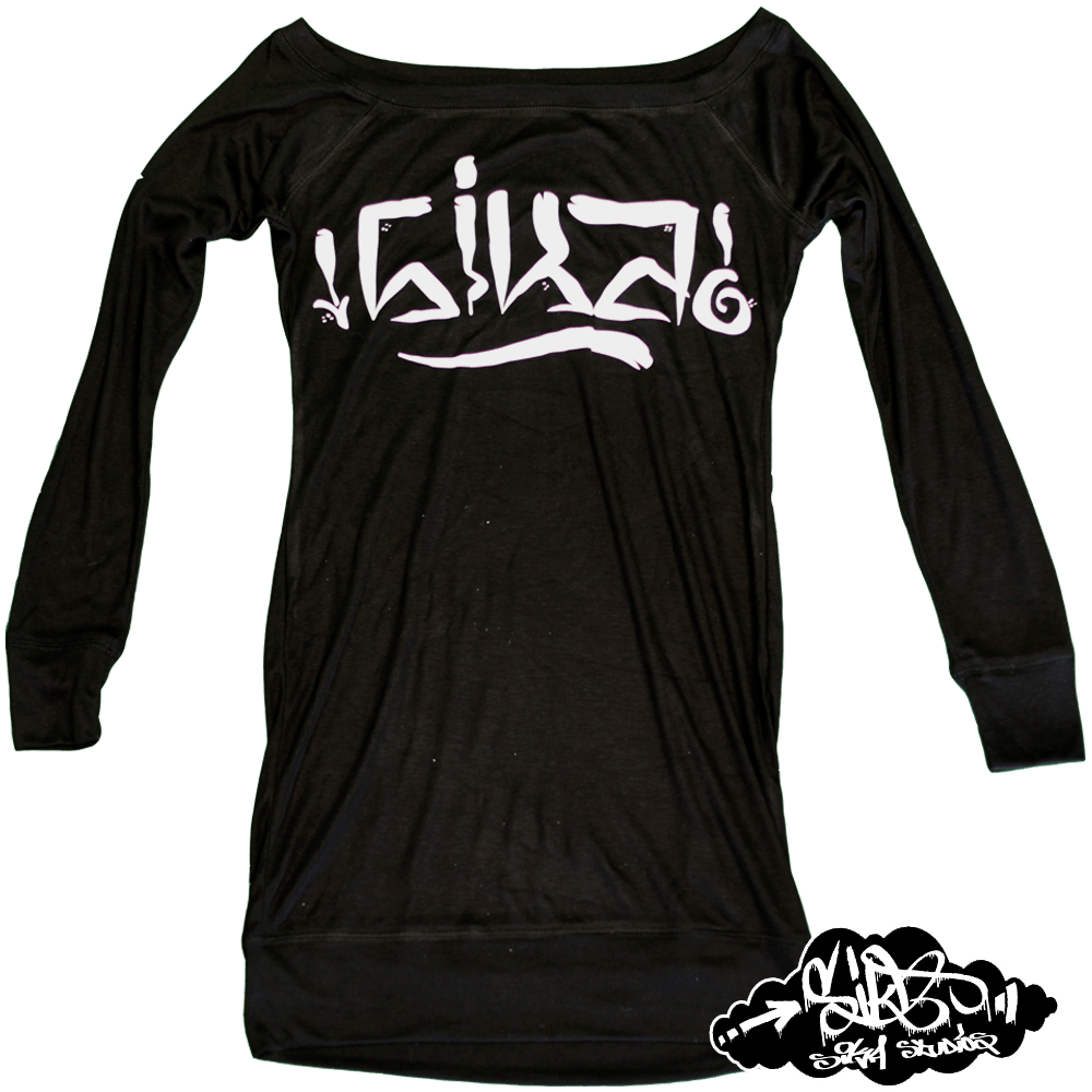 EURO handstyle on galdem long sleeved dress