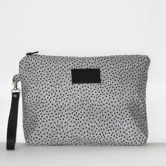 Image of bolso de mano "silver"