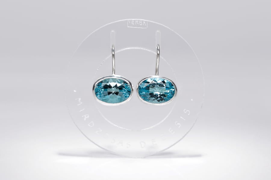 Image of "Shining sky" silver earrings with blue topaz  · FACES CAELI ·