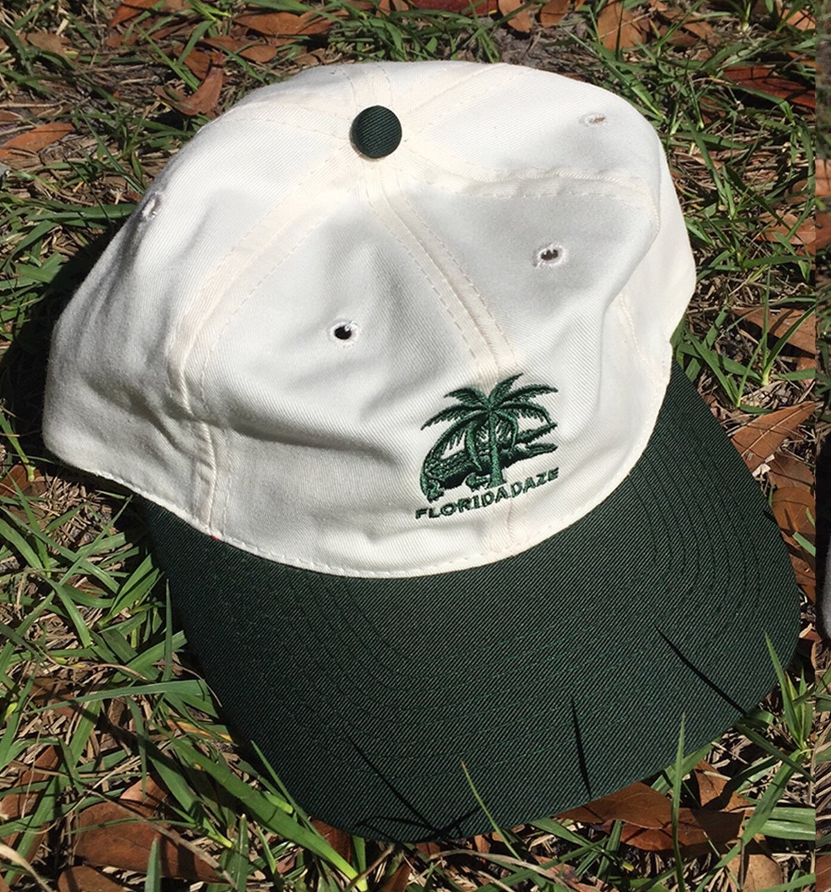 Image of Natural/Dark Green - Croc Hat