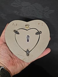 Image 3 of Beautiful ornate black heart framed preserved web - 1