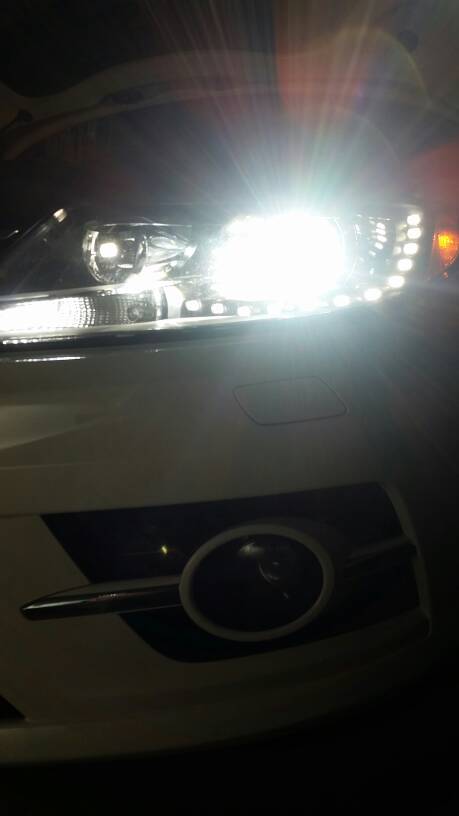 Image of New D1S / D2S / D3S Xenon Bulbs Fog - Bright White - No errors - Fits: Many Volkswagen & Audi Models