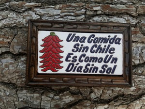 Image of Una Comida Sin Chile Wood Frame