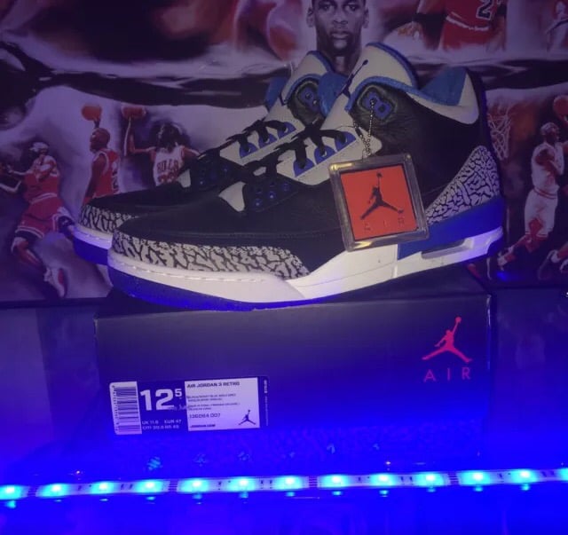 Image of DS JORDAN 3 RETRO "SPORT BLUE"