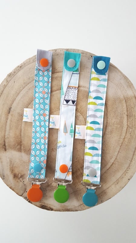 SUR COMMANDE - Attache tétine