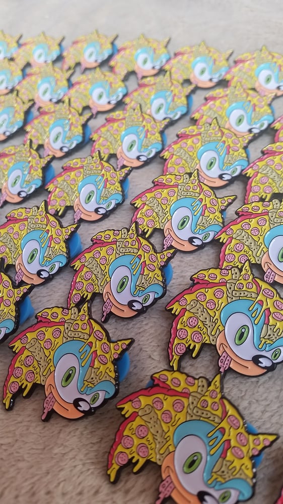 Image of SLICE THE WEDGEHOG 1.25 INCH PIN