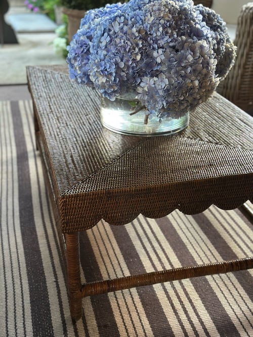 Image of Scallop Coffee Table 