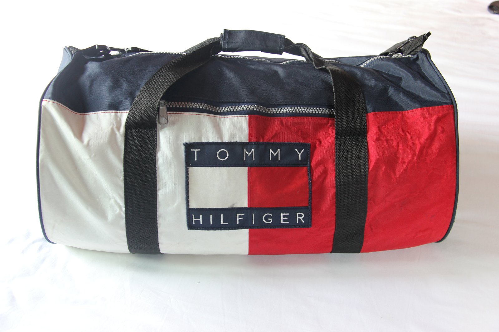 vintage tommy hilfiger duffle bag