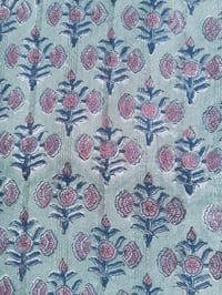 Image 2 of Namaste fabric lurex argenté  bouquets 