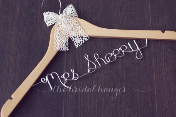 Image of Single Line NATURAL Wedding Hanger