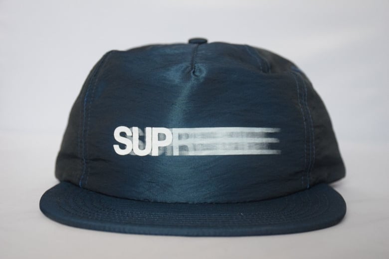 Image of Supreme Cap - Motion Iridescent (Navy)