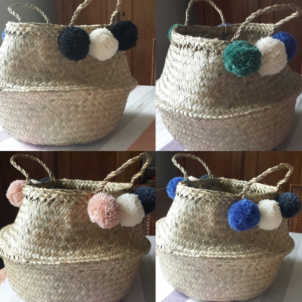 Image of Paniers boule à pompons