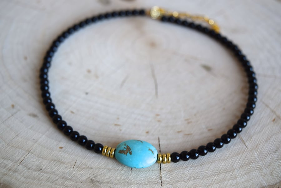 Image of Howlite Onyx Choker