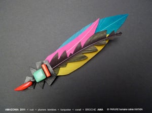 Image of broche AWA