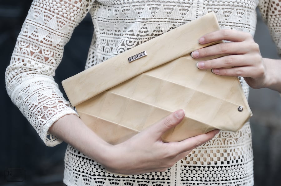 Image of CLUTCH IN ECO LEATHER BEIGE - SIZE M