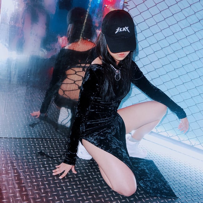 DVMVGE TOKYO X' Black Shibari Velvet 2way Dress | AMPM Online