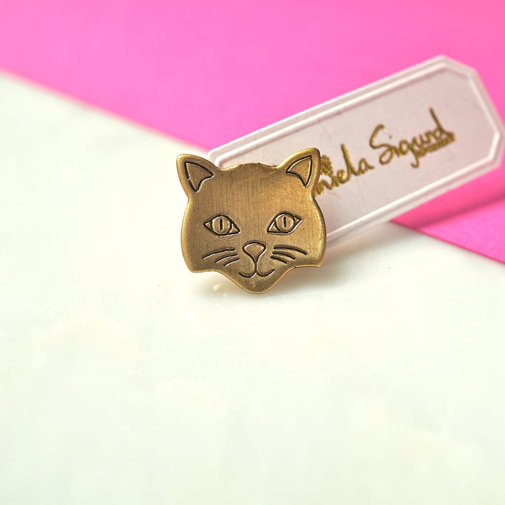 Image of Cat pin