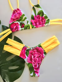 Image 2 of SALE Skin collection Rose Hawaii with Canary Yellow