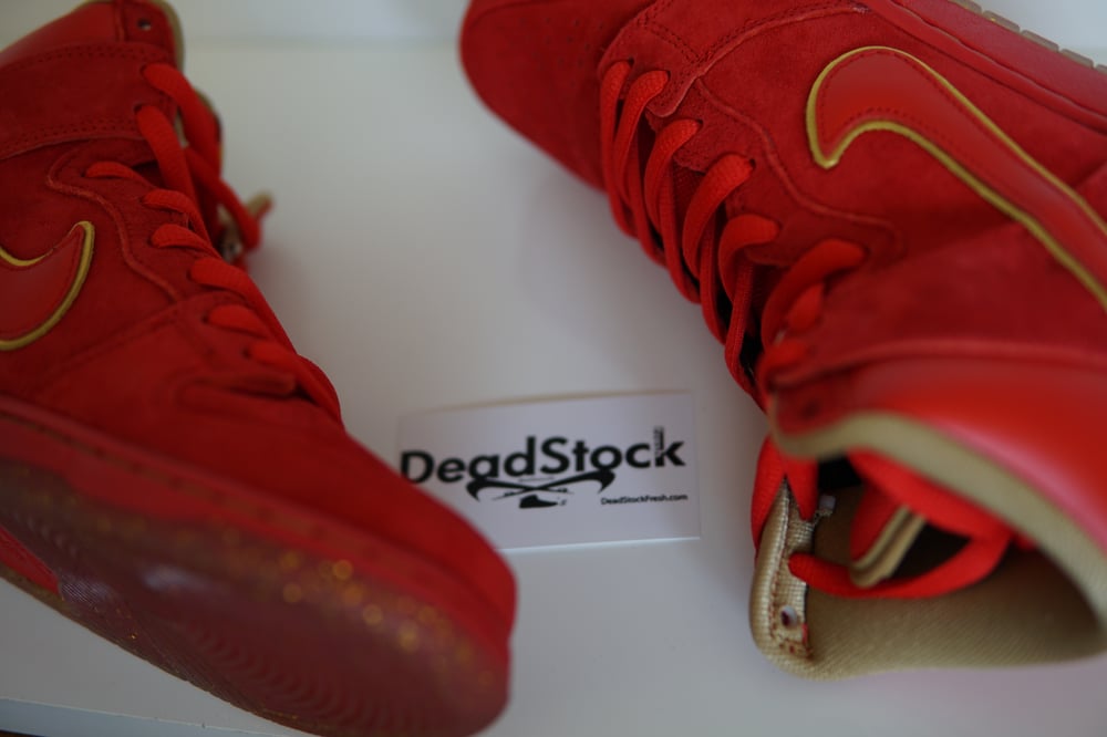 Image of Nike SB Dunk "CNY" Chinese New Year Size 9 Mens 313171-667 Brand New DS
