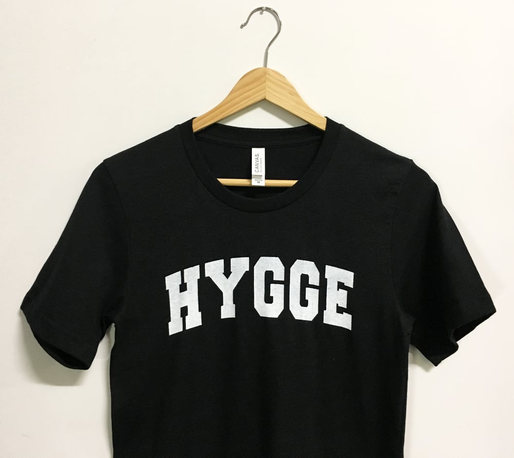 Hygge Tee - Unisex