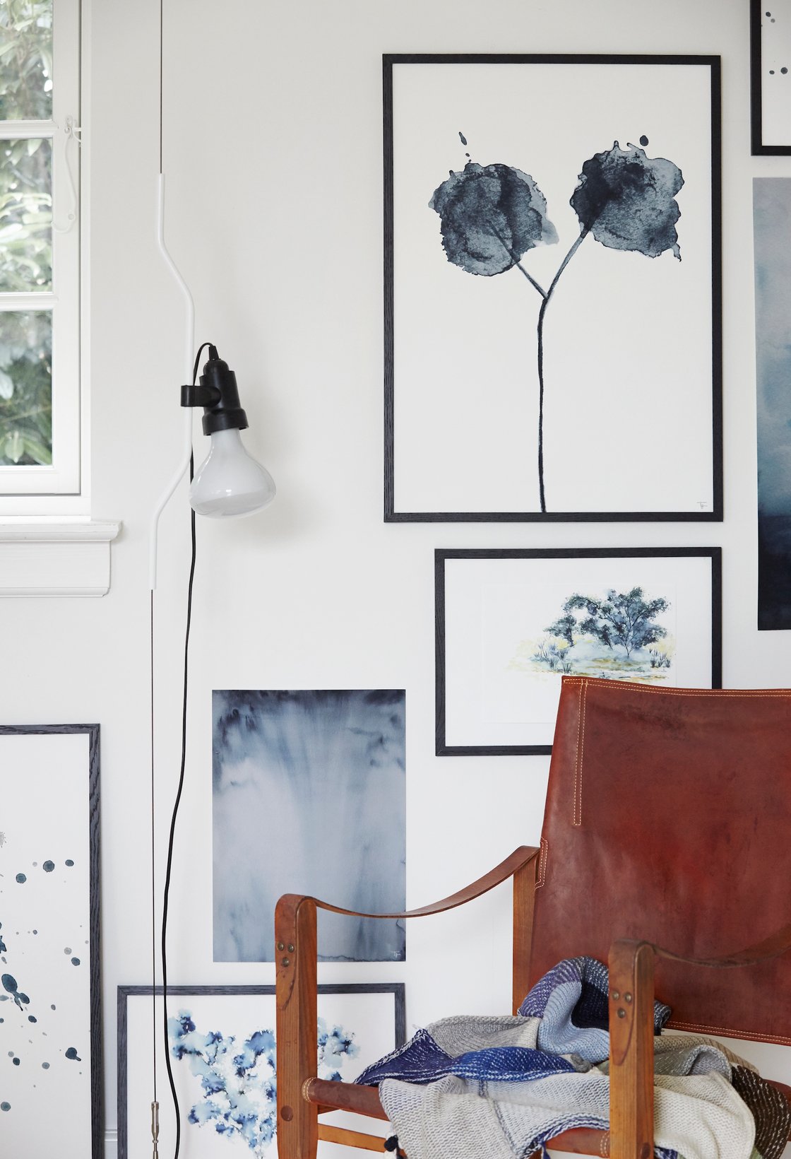 Image of Flora 02 Blue